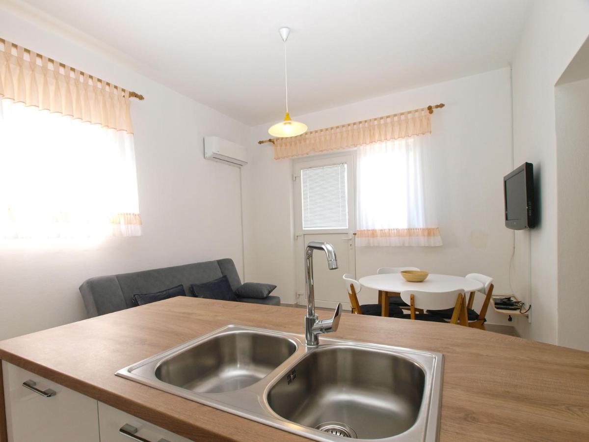 Apartemnts Guido 762 Pjescana Uvala Exterior photo