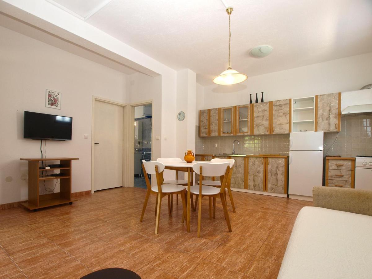 Apartemnts Guido 762 Pjescana Uvala Exterior photo