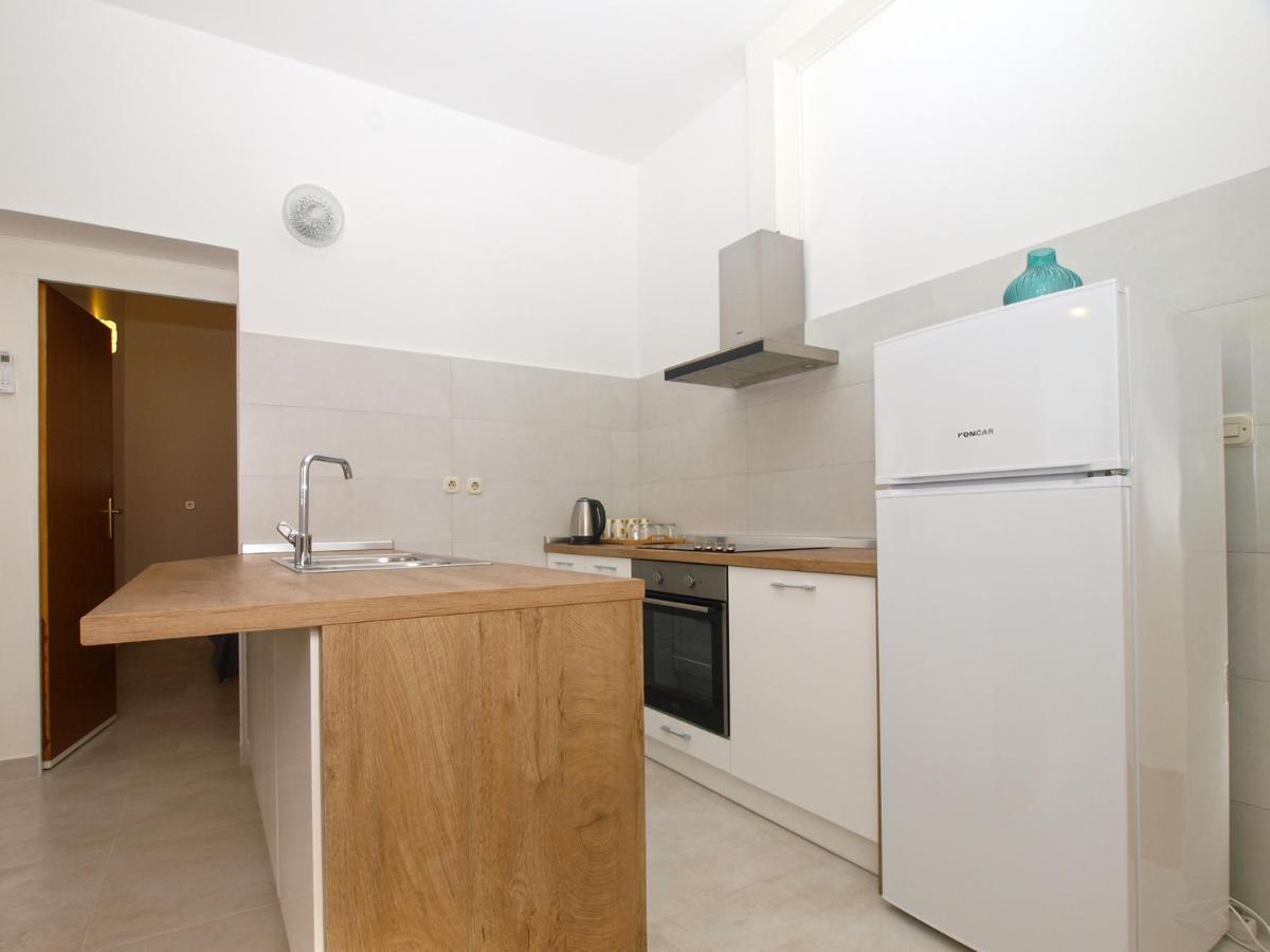 Apartemnts Guido 762 Pjescana Uvala Exterior photo