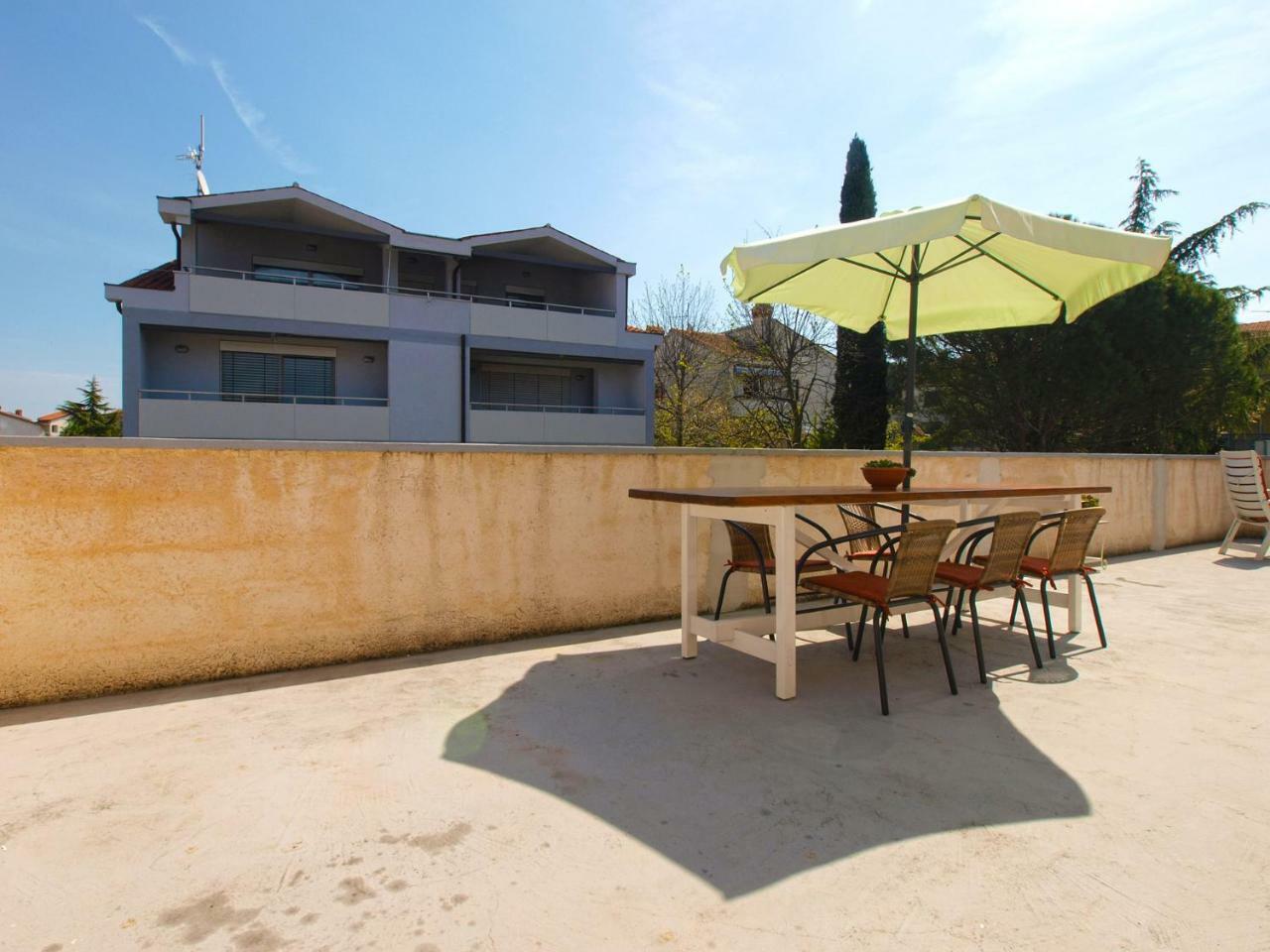 Apartemnts Guido 762 Pjescana Uvala Exterior photo